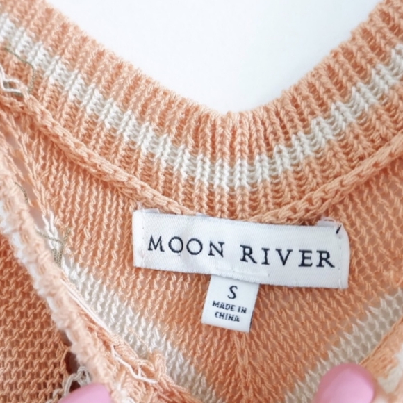 MOON RIVER Multi Crochet Belted Maxi Dress - Picture 6 of 8